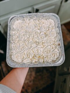 🍰 TRES LECHES 🍰

Can’t remember the last time I made a tres leches cake but what a treat it was to dress it up! A classic traditional yet DELICIOUS dessert!

#glutenfree #treslechescake #homemadewithlove