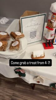 Come see me at the Clemson Alumni Market! I’ll be here until 7!